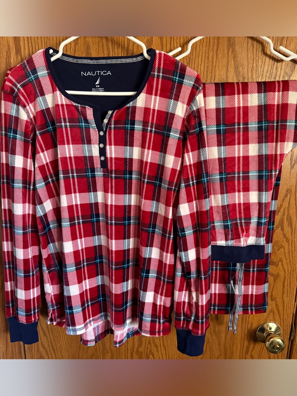 Nautica Super Soft Red White Blue Plaid 2 Piece Pajama Set Women's Size Medium